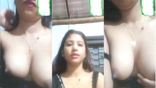 Hot Look Desi Girl Shows Boobs | Desi Viral MMS
