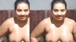 Sexy Booby Girl In Bathroom – Part1 | Desi Viral MMS