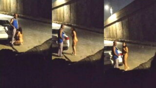 Horny Desi Bhabhi Blowjob On Road | Desi Viral MMS