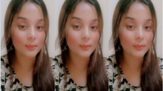 Cute Paki Girl Shows Boobs | Desi Viral MMS