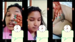 Sexy Desi Girl Shows Pussy | Desi Viral MMS